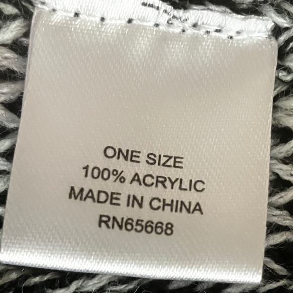 Like New - Free Country Scarf Beanie Set for Women (Knit Twist Black) - One Size - Picture 11 of 13